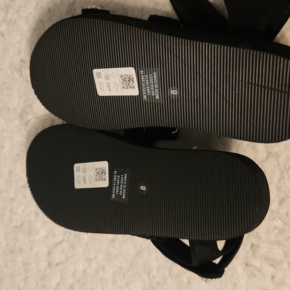 Black sandals - Picture 6 of 7